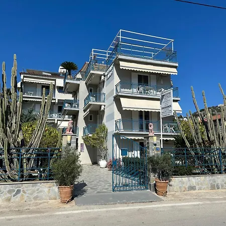 Drossinos Poros Town