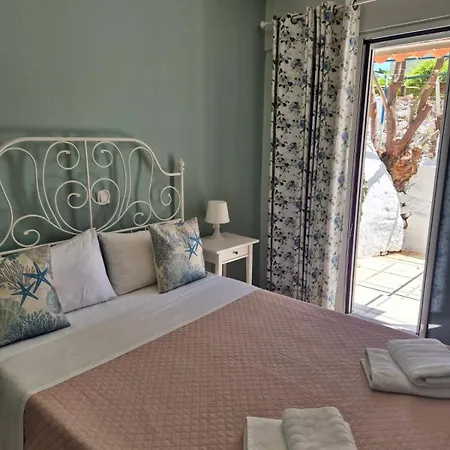 Drossinos Apartment *