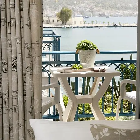 Drossinos Poros Town